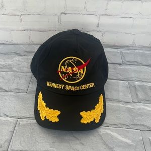 NASA Kennedy space Center Vintage snapback white gold cap